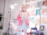 [Cosplay] ZinieQ Viper NIKKE