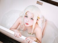[Cosplay] 日奈娇 白精灵