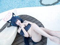 [Fantia] 2024.01B lunananya 黑见芹香（泳装）