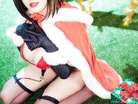 [Cosplay] Natsuko夏夏子 圣诞魔太郎