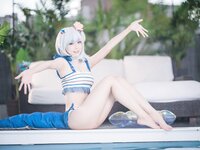 [Cosplay] Ely - Gura Swimsuit