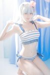 [Cosplay] Ely - Gura Swimsuit