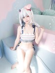 [Cosplay] Ely - Gura Swimsuit