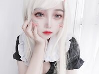 [Cosplay] eloise软软 女仆长裙