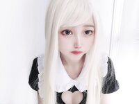 [Cosplay] eloise软软 女仆长裙