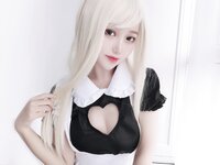 [Cosplay] eloise软软 女仆长裙