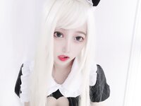 [Cosplay] eloise软软 女仆长裙