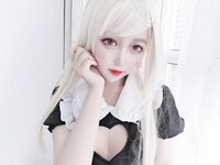 [Cosplay] eloise软软 女仆长裙