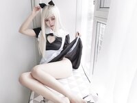 [Cosplay] eloise软软 女仆长裙