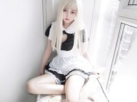 [Cosplay] eloise软软 女仆长裙