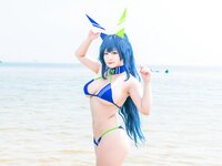 [Cosplay] 洛璃LoLiSAMA 热恋的盛夏 花园泳装