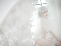 [Cosplay] 樱梨梨 2B白花嫁