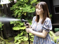 [Photobook] 鈴木真夕 グラビア写真集 めぞん夕刻〜エッチな管理人〜