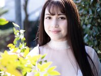 [Photobook] ミッシェル愛美 写真集「恋が咲くとき」
