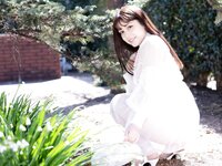 [Photobook] ミッシェル愛美 写真集「恋が咲くとき」