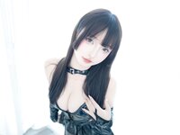 [Cosplay] 萝莉神楽板真冬之美脚调教