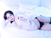 Sehee (세희) - Glasses Shirt