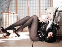 [Cosplay] 封疆疆v NIKKE 白兔布兰儿 和服