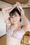 FRIDAYデジタル写真集 2024.10.04 五十嵐早香 Ｆカップあるんですッ！Vol2 締め切り直前！はやか先生編