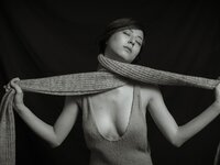 [Photobook] 週刊ポストデジタル写真集 杉本有美 yumi-mono-chrome