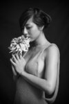 [Photobook] 週刊ポストデジタル写真集 杉本有美 yumi-mono-chrome