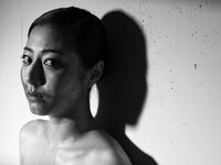 [Photobook] 週刊ポストデジタル写真集 杉本有美 yumi-mono-chrome
