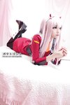 [Cosplay] Potato Godzilla - Zero Two