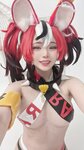 [Cosplay] ZinieQ - Hakos Baelz Pole Dancing