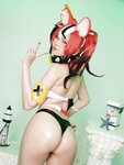 [Cosplay] ZinieQ - Hakos Baelz Pole Dancing