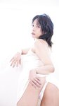 Haeppoyan (해뽀얀) - Girlfriend On The Bed