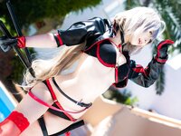 [Cosplay][KURUPIKA] Reku Momoiro 桃色れく & Sachibudou さちぶどう - The Two Dragon Witches ふたつの竜の魔女