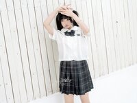 黏黏团子兔 10月作品『雨后小故事』WITH B [90P1V-1.70GB]