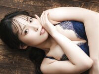 FRIDAY GOLD 竹内さりあ ランジェリー記念日