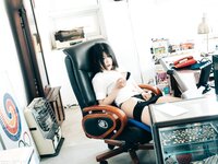 [Loozy] Zia (지아) - Female Employee