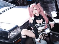 [Cosplay] 尤物清水由乃 绝区零 妮可