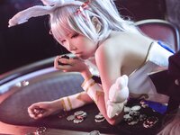 [Cosplay] 隼隼子 阿布鲁奇公爵 荷官