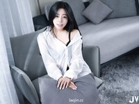 [JVID] 宋雨川 - 新到女同事上班第一天前先到我家裡作個拜訪