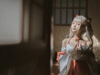 [Cosplay] Chun Momo 蠢沫沫 - Terrible witch 可畏 巫女