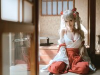 [Cosplay] Chun Momo 蠢沫沫 - Terrible witch 可畏 巫女