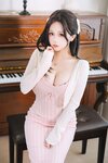 [Cosplay] 日奈娇 钢琴老师