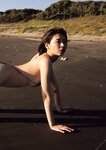 [Photobook] 2023.12.08 小日向結衣ファースト写真集　スーパーエロチカ