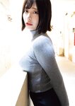 [Photobook] 2023.12.08 小日向結衣ファースト写真集　スーパーエロチカ