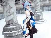 [Cosplay] 虎森森 原神 甘雨 雪景