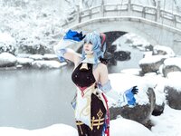 [Cosplay] 虎森森 原神 甘雨 雪景