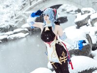 [Cosplay] 虎森森 原神 甘雨 雪景