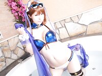[Cosplay][Ema-mode] Ema Sakura さくらえま - えまぶるっ！水着ベアトリクス水着ゼタ