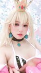 [Cosplay] Xiaoying - Princess Peach