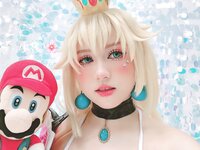 [Cosplay] Xiaoying - Princess Peach