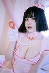 [Cosplay] 阿半今天很开心 粉护士