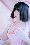[Cosplay] 阿半今天很开心 粉护士